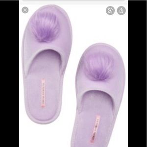 Victoria’s Secret PomPom Slipper